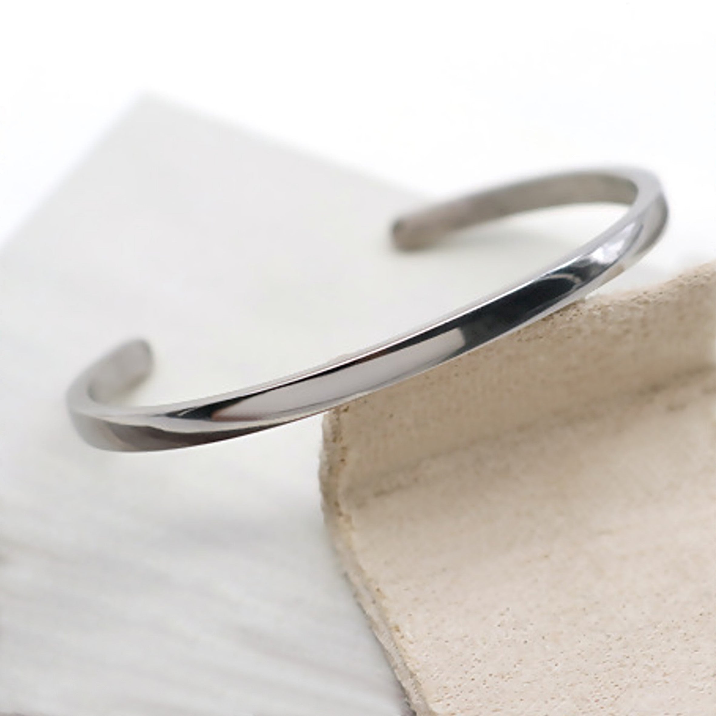 Elegant Silver Cuff Bangle-0